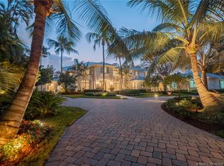 5 S River Rd, Sewalls Pt, FL 34996