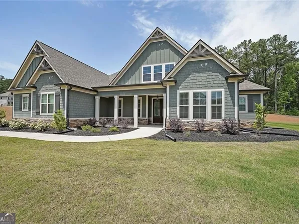 485 Discovery Lake Dr, Fayetteville, GA 30215