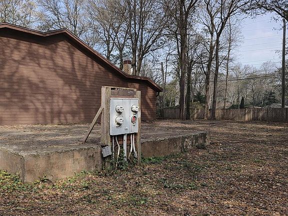 5th image of 7520 Colony Cove Lane