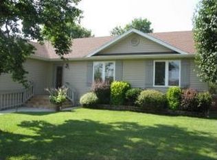 470 Hidden Shores Dr, Branson West, MO 65737