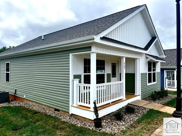 609 Church St, Martinsville, VA 24112