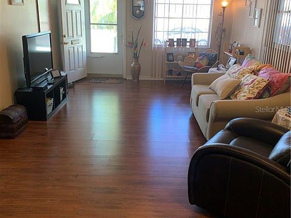 3rd image of 5120 Lily St N #165