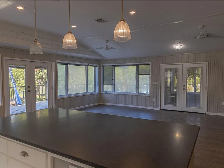 120 Erskine Ferry Rd — Photo 5