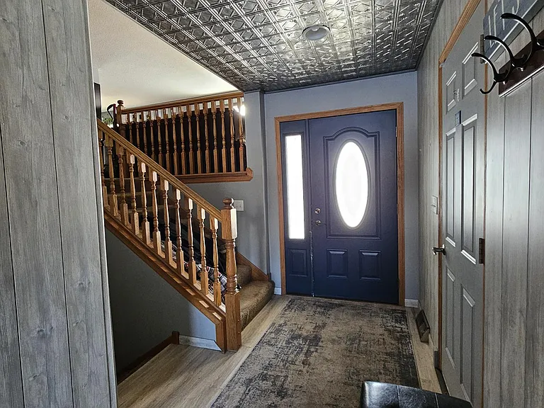 10910 Dalton Ave NE — Photo 4