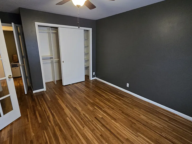 2020 Beech Ave #B12 — Photo 9