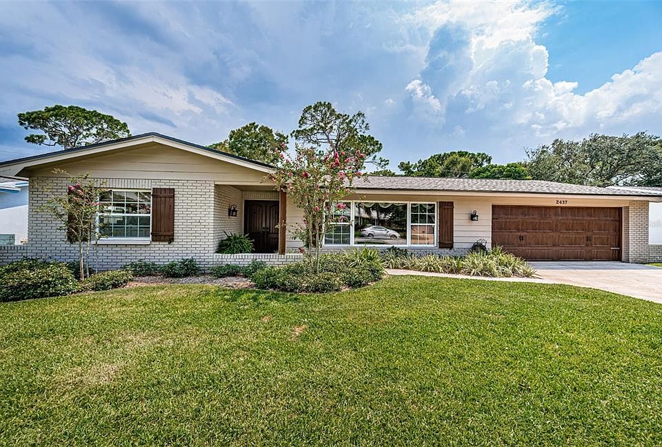1st image of 2437 Summerlin Dr