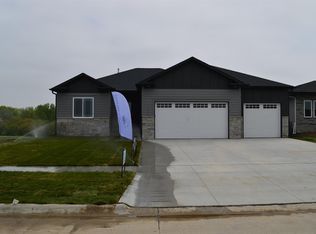 7208 N 50th St, Lincoln, NE 68514