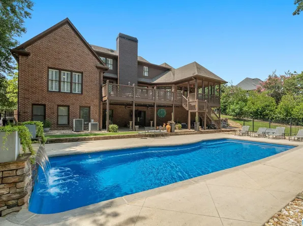 2112 Lake Heather Way, Birmingham, AL 35242