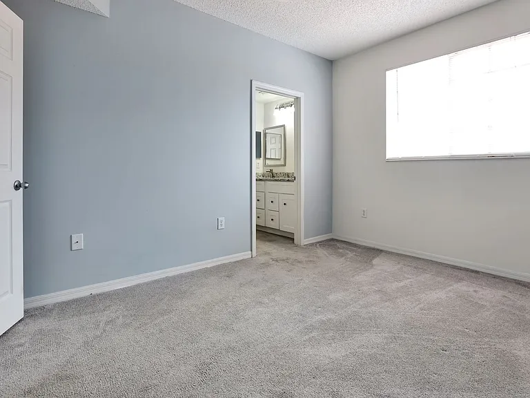 5700 Bentgrass Dr #211 — Photo 15
