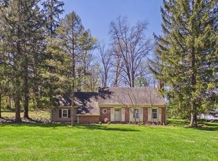 372 Burnt House Rd, Carlisle, PA 17015