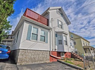 9 Washington Sq, Gloucester, MA 01930