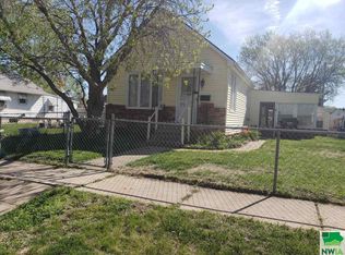 2232 Roosevelt St, Sioux City, IA 51109