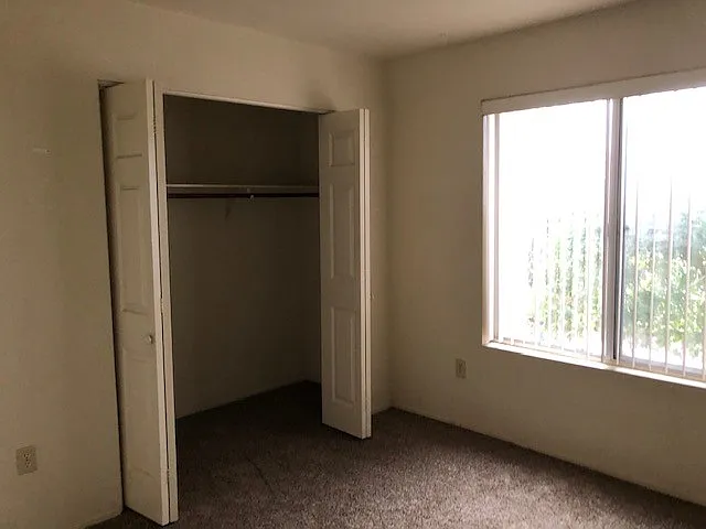 1800 Clubhouse Dr — Photo 3