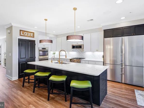 25286 Gray Poplar Ter, Aldie, VA 20105