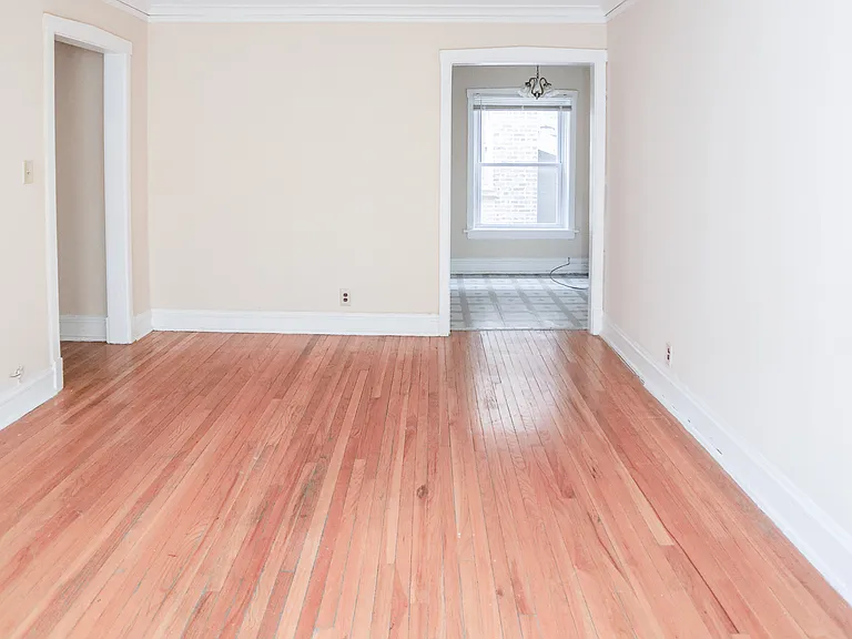 4037 W Melrose St #2N — Photo 1