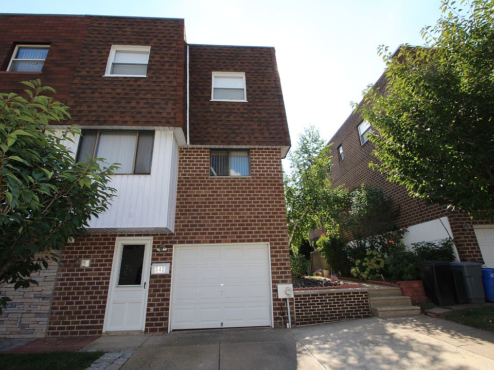1st image of 840 Centennial Sq N