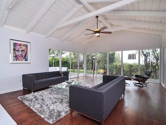 5th image of 17110 Crescent Dr