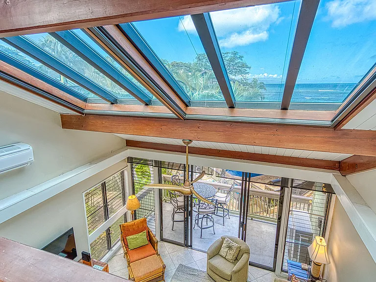 Lower Honoapiilani Rd — Photo 28