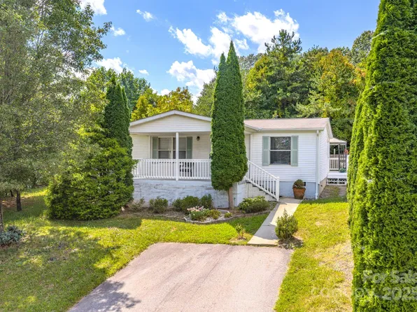 202 Nicholas Dr #44, Asheville, NC 28806