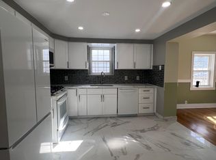 214 Sommerville Pl FLOOR 1, Yonkers, NY 10703