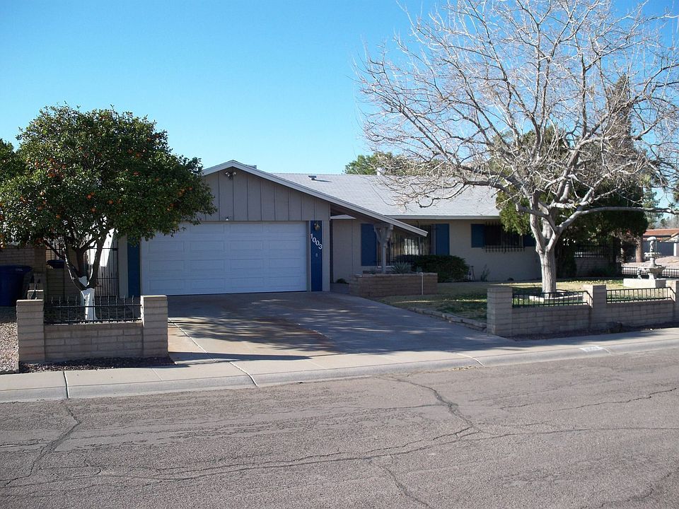 Street view - front of house