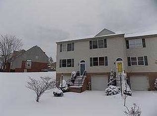 82 Springmeadow Ct, Pittsburgh, PA 15236