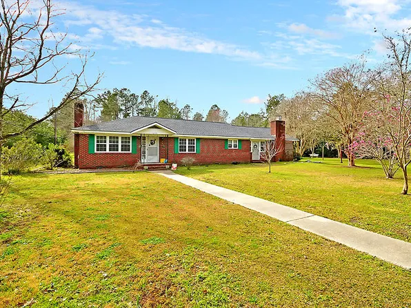10476 Cottageville Hwy, Cottageville, SC 29435