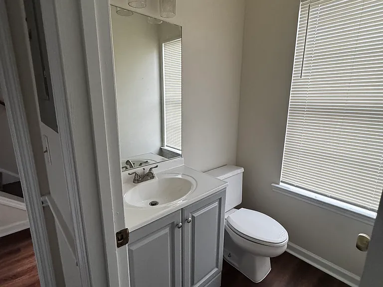 875 Joseph Club Dr SW — Photo 2