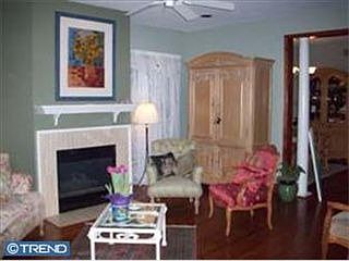 3rd image of 1504 Gilpin Ave