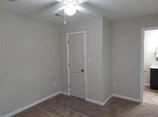 1304 Clarys Dr, Suffolk, VA 23434