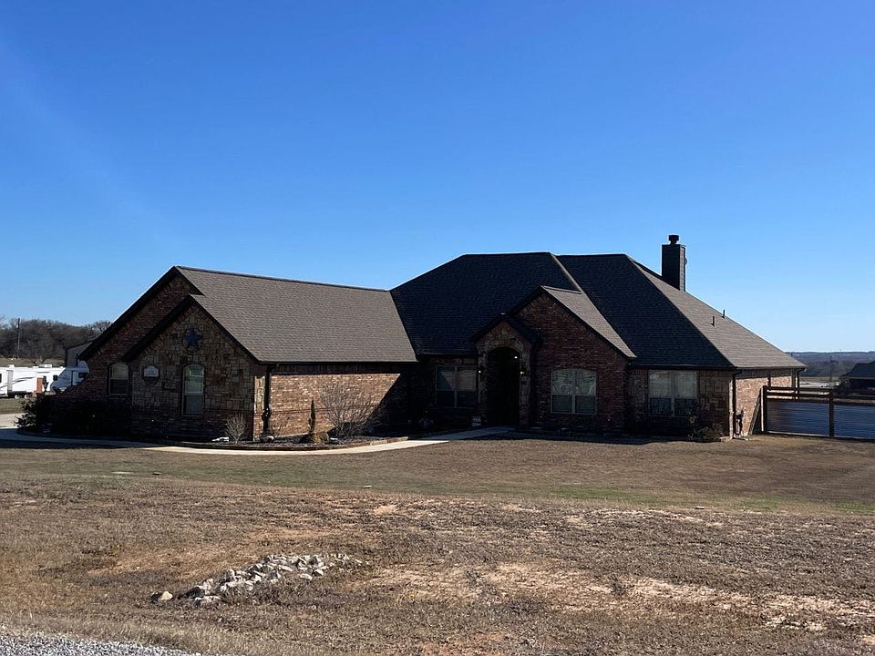 2nd image of 135 Remington Park Dr