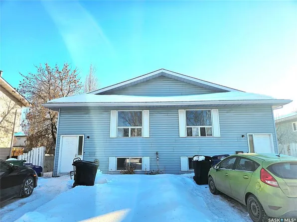 244 Wakabayashi WAY, Saskatoon, SK S7K 7M3