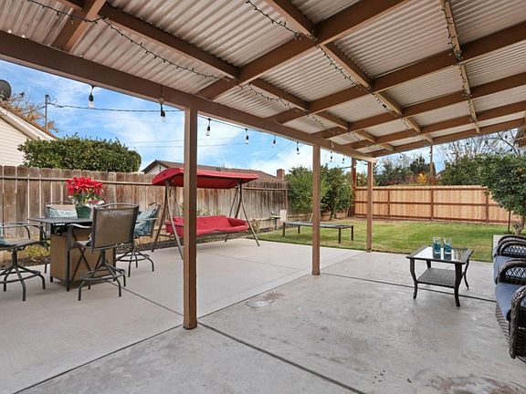 2nd image of 808 Sylvia Dr
