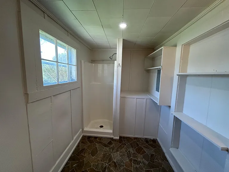 701 N High St #4 — Photo 9