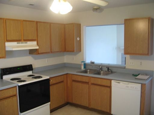 2nd image of 2272 Brandymill Ln