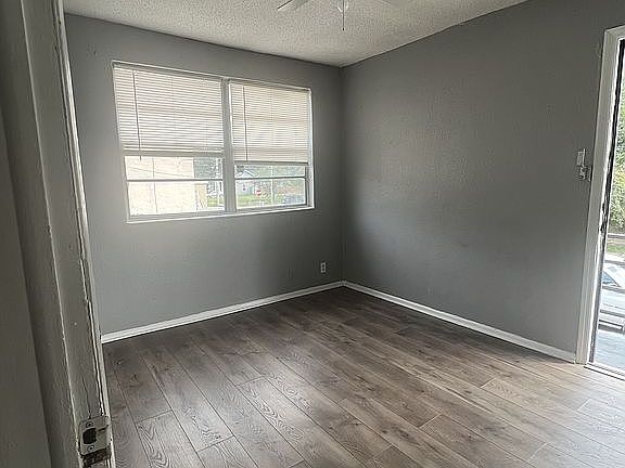 4th image of 1819 W 6th St