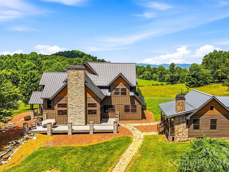 4862 Pinnacle Mountain Rd, Zirconia, NC 28790 | MLS #4383649 | Zillow