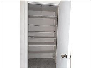 5th image of 10333 Newcastle Dr
