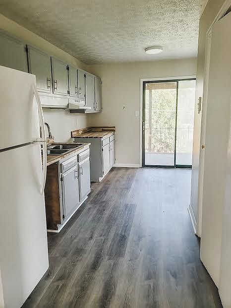1st image of 4802 Cannon Ridge Dr APT C