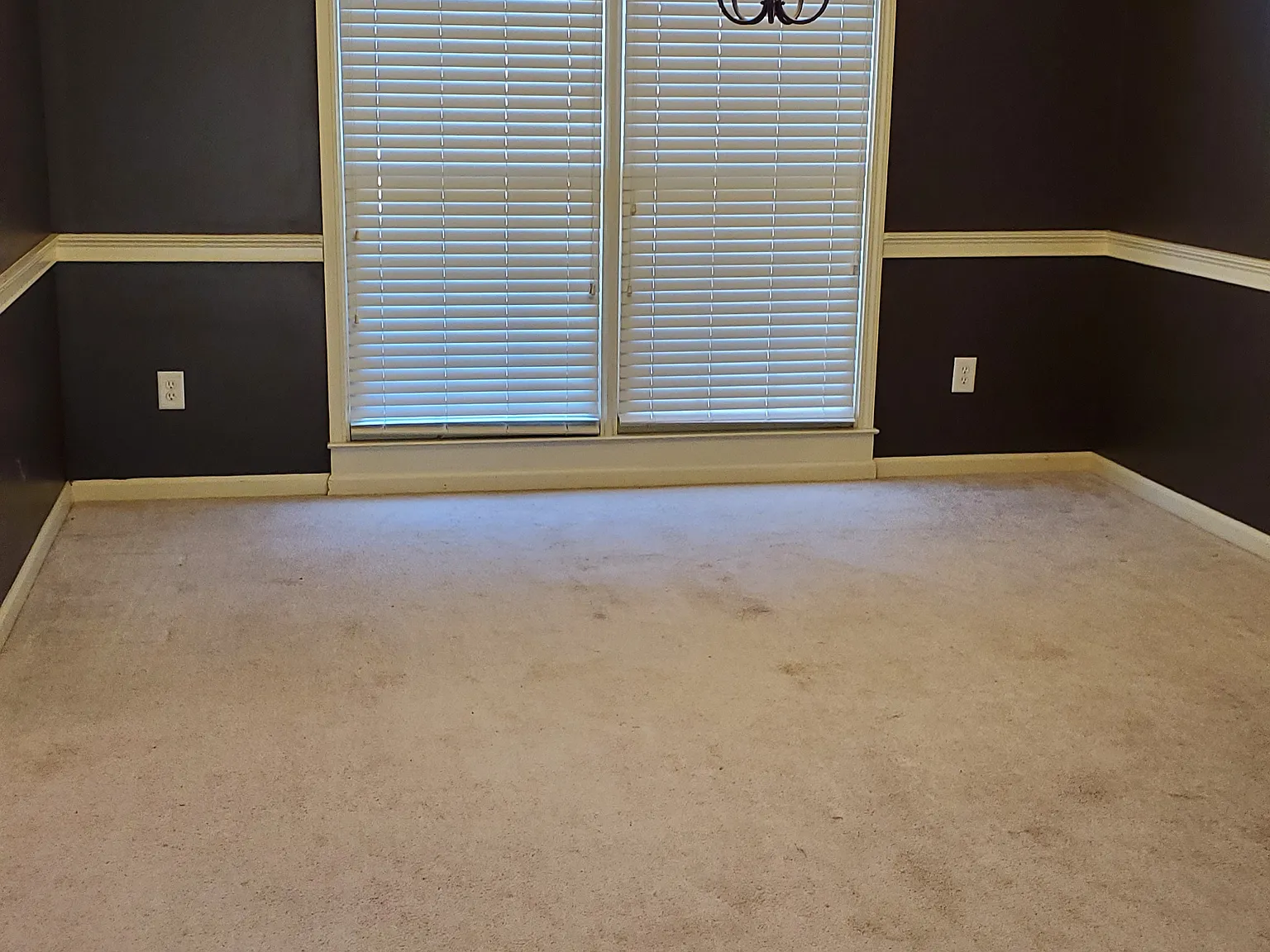 3 bed, 1880 sqft, $1,800 — Photo 2