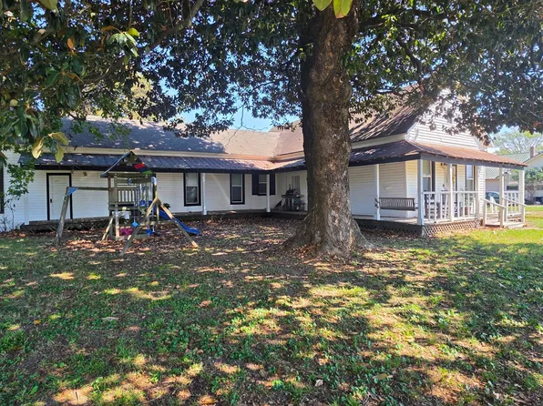 104 W Main St, Portia, AR 72457