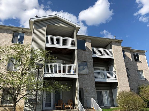 2nd image of 338 W Saginaw St Unit 60