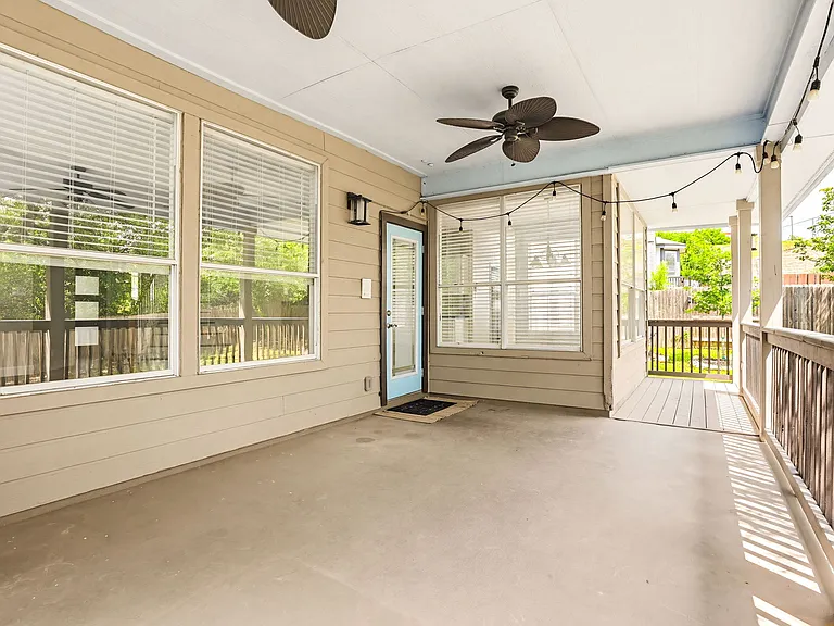 422 Pease Holw — Photo 32