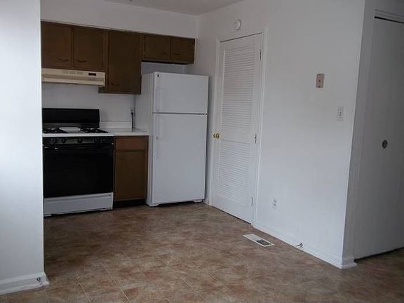 Spacious Kitchen