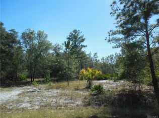 11982 W Fig Tree Ln, Crystal River, FL 34428