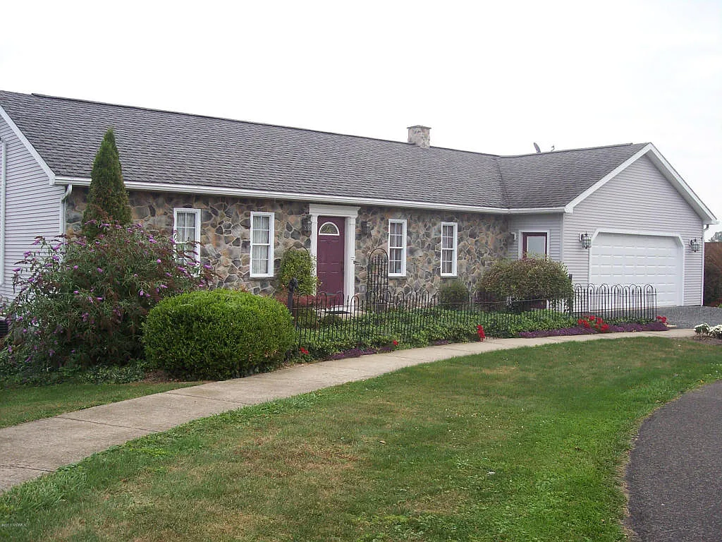 50 Cherry Tree Ln photo 1
