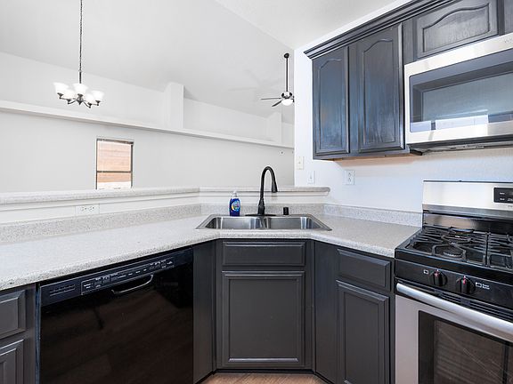 3rd image of 7304 Tannery Way