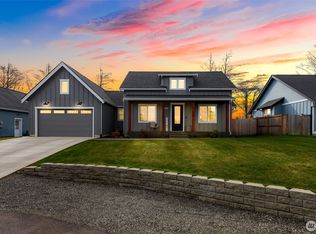 809 Pine Crest Drive, Everson, WA 98247