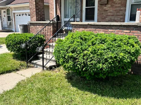 3252 Isabelle St, Inkster, MI 48141