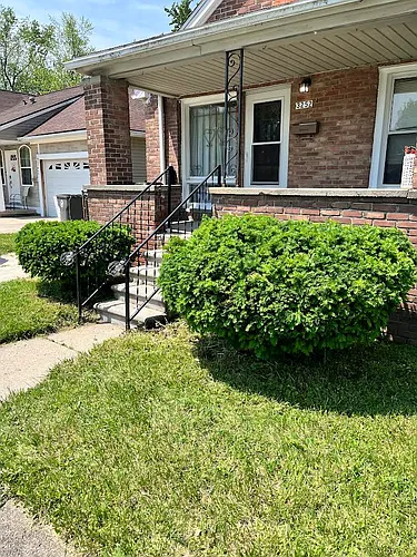 3252 Isabelle St Photo 1